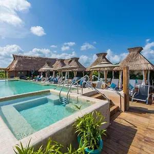 Naay Curamoria Collection Hotel