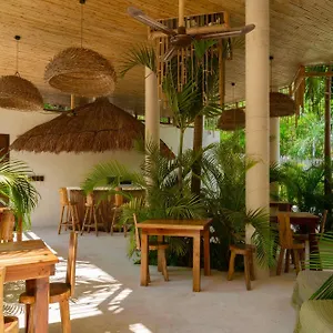 Beautiful Swim-up With Private Terrace, Pool And Jungle Gym Tulum